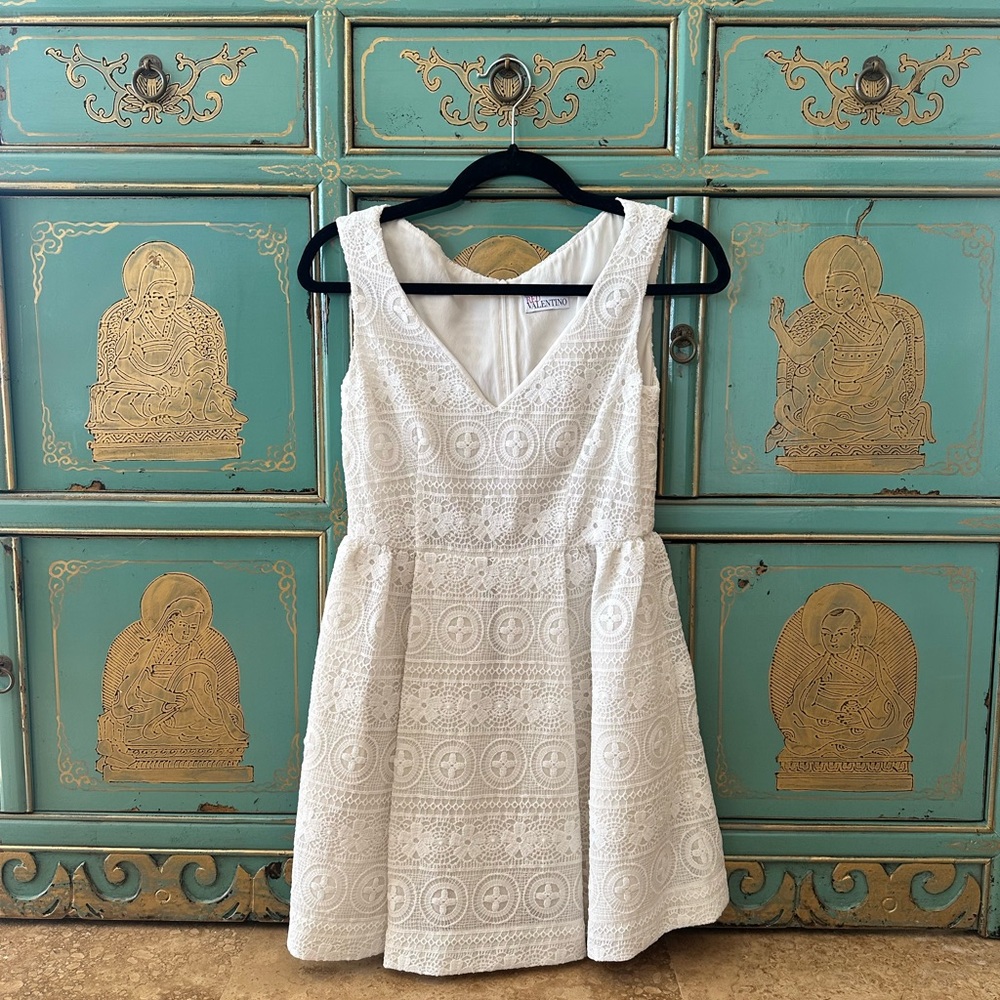 RED Valentino White Sleeveless V-Neck A-Line Mini Dress